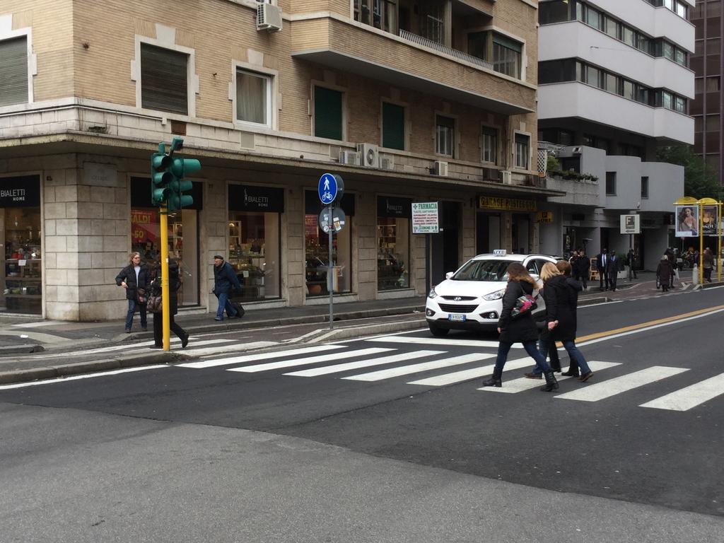 Alojamento de Acomodação e Pequeno-almoço Vatican Armony